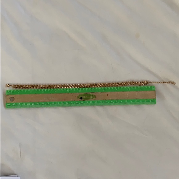 GOLD CHAIN NECKLACE - Picture 2 of 6